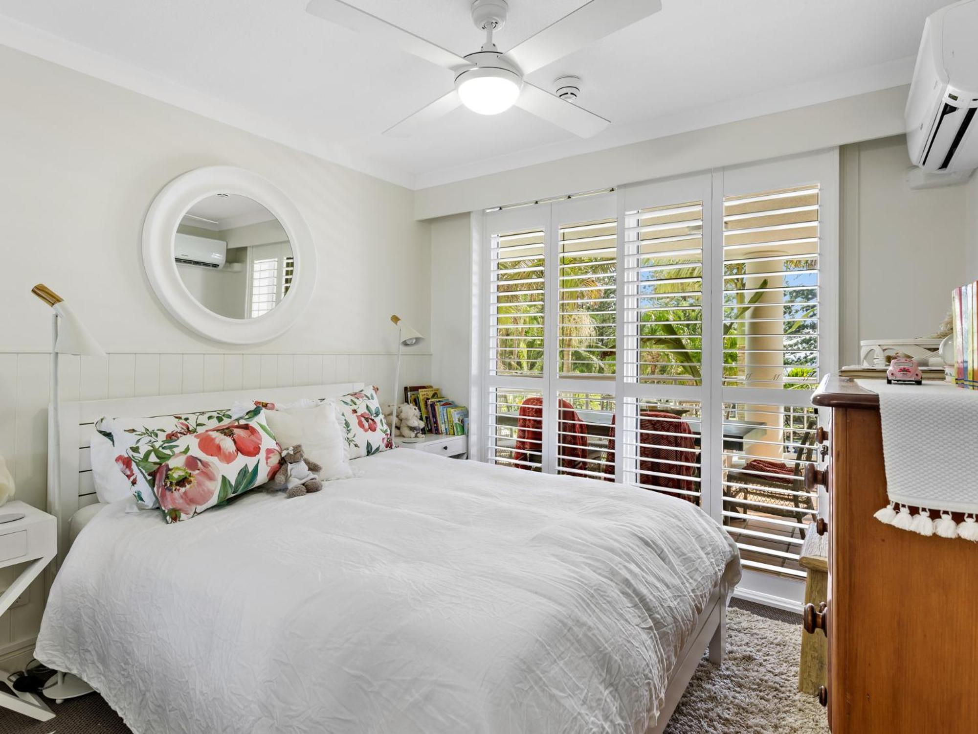 Ultiqa Burleigh Mediterranean Resort Gold Coast Extérieur photo