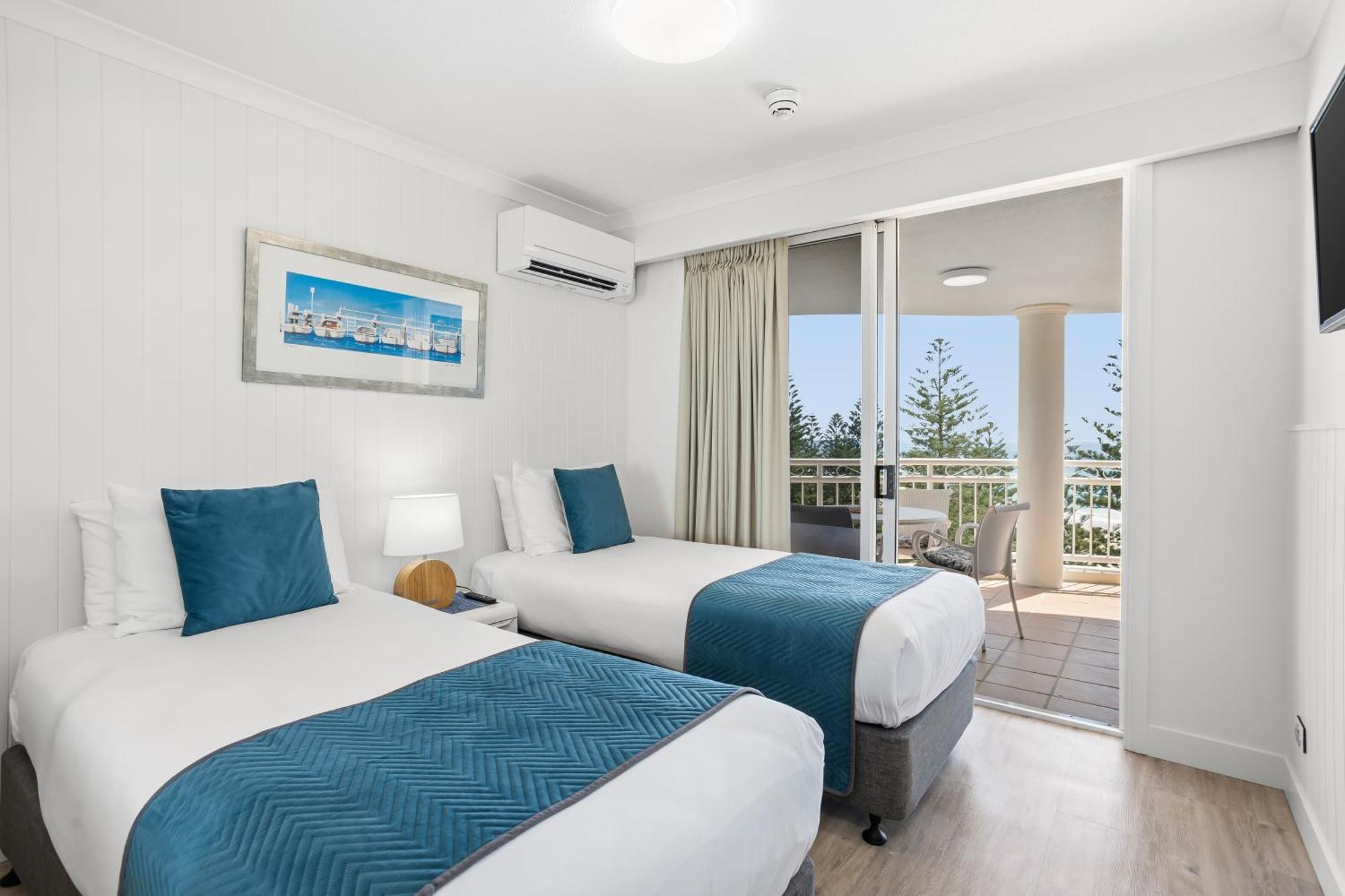 Ultiqa Burleigh Mediterranean Resort Gold Coast Extérieur photo